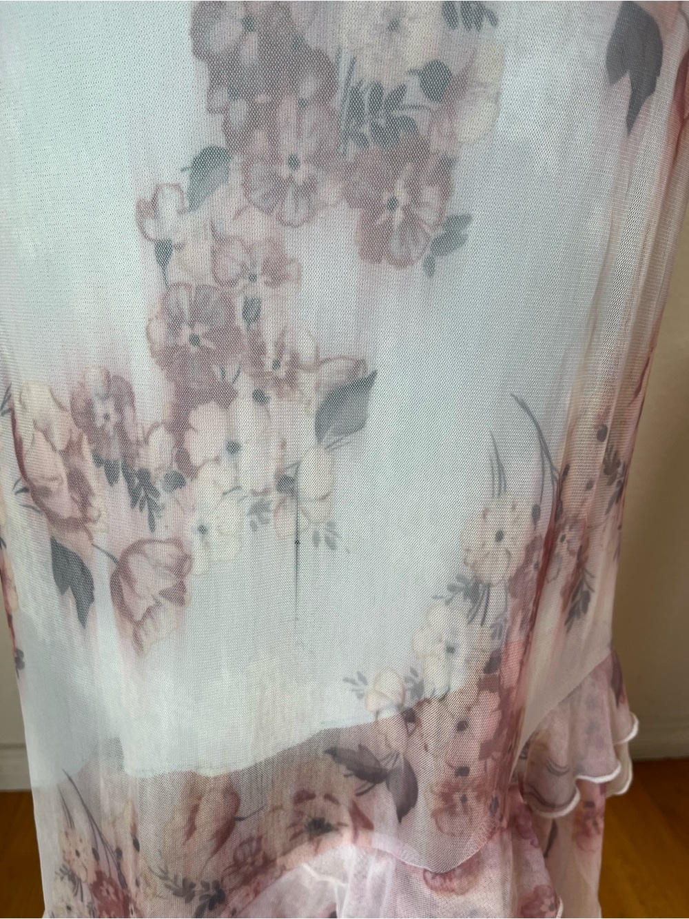 VTg Fairy Core Whimsical Dress Size S Water Color Maxi SPAIN rare 🍒 Floral - Picture 6 of 15